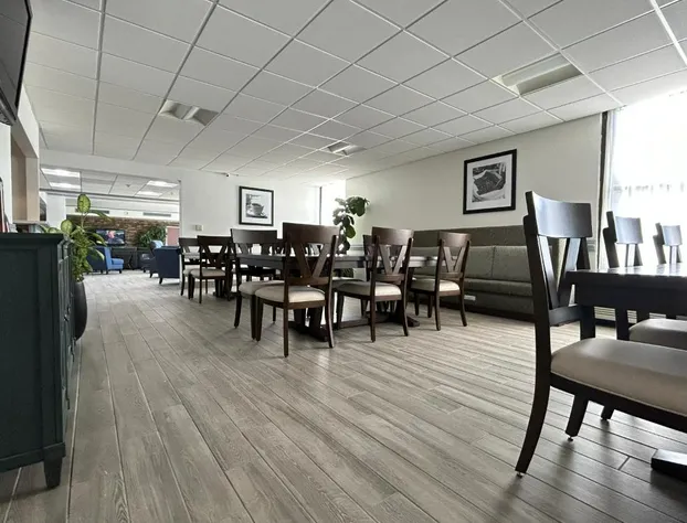 Clarion Inn & Suites Grand Rapids Airport hotel detail image 1
