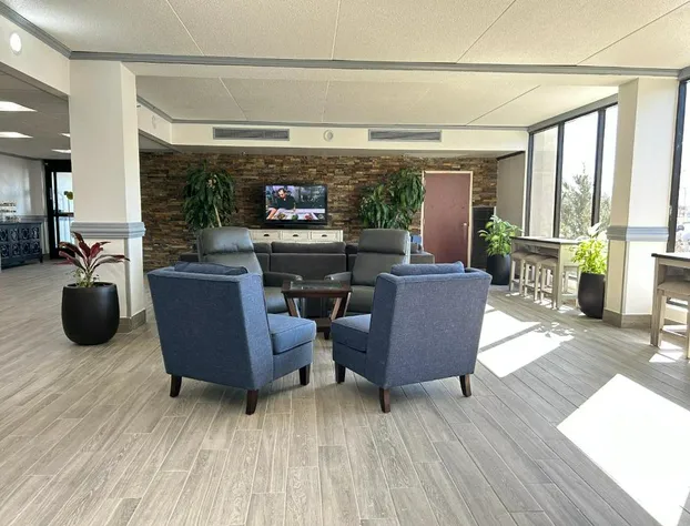 Clarion Inn & Suites Grand Rapids Airport hotel detail image 2