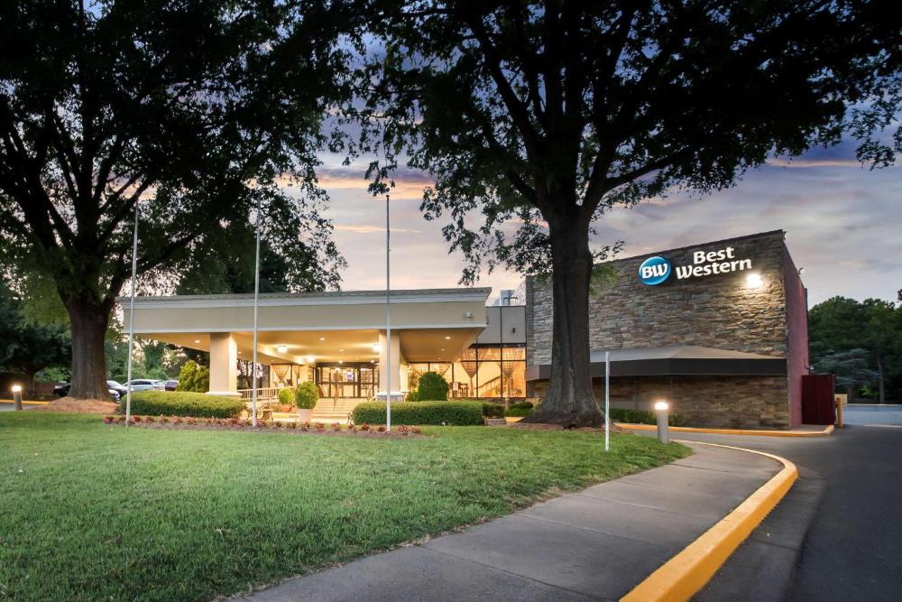 Best Western Fairfax hotel hero