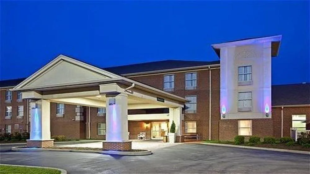 Holiday Inn Express Fairfield by IHG hotel hero
