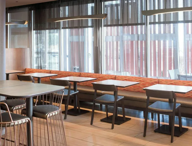 SpringHill Suites by Marriott Salt Lake City Airport hotel detail image 4