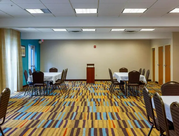 Fairfield Inn & Suites by Marriott Edmond hotel detail image 2