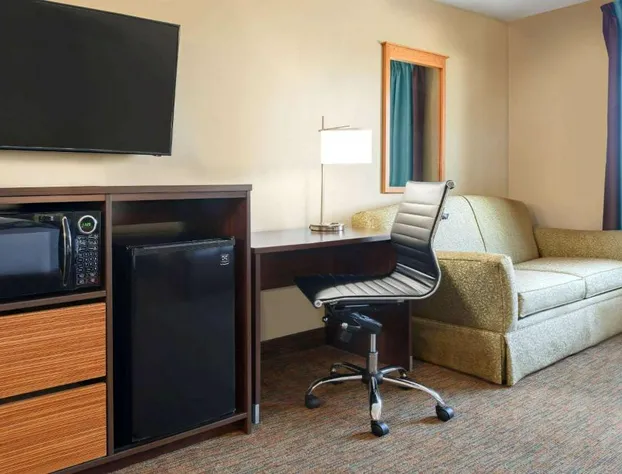 Super 8 by Wyndham Sioux Falls hotel detail image 1