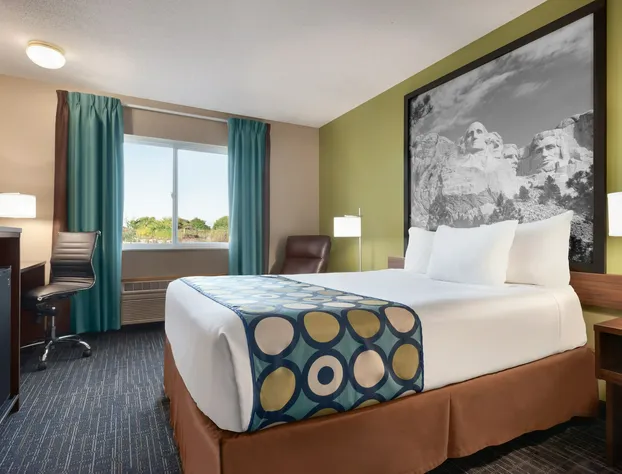 Super 8 by Wyndham Sioux Falls hotel detail image 3