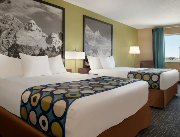 Super 8 by Wyndham Sioux Falls hotel detail image 4