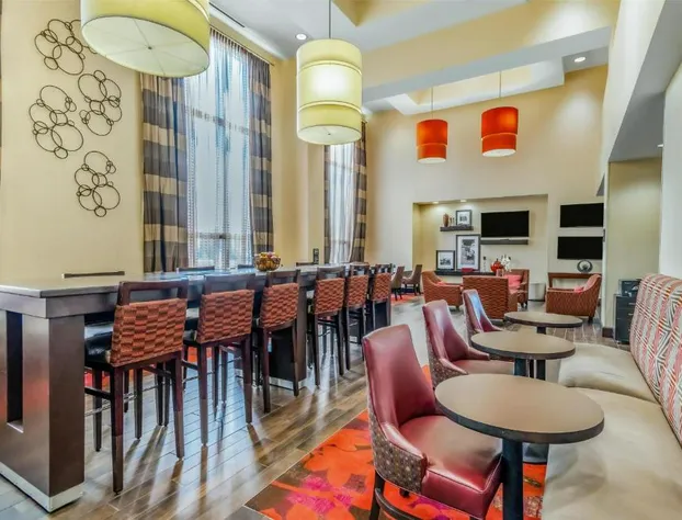 Hampton Inn & Suites Detroit / Airport - Romulus hotel detail image 3