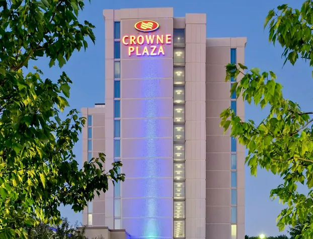 Crowne Plaza Chicago Ohare Hotel & Conf Ctr by IHG hotel detail image 1