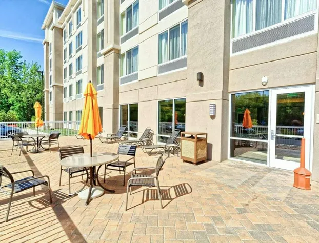 Hilton Garden Inn Mt. Laurel hotel detail image 1