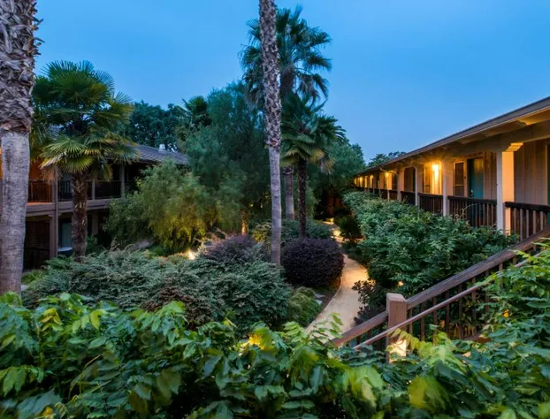 El Pueblo Inn hotel detail image 1