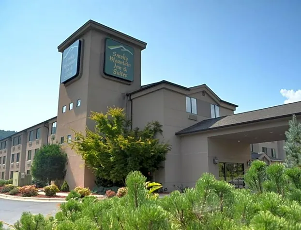 Smoky Mountain Inn & Suites hotel detail image 1