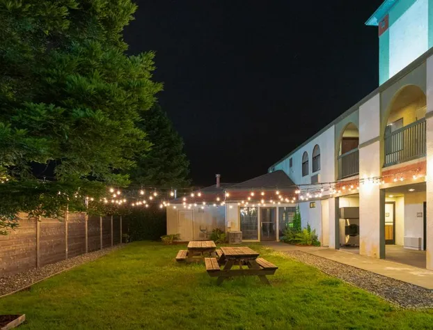 The Redwood Riverwalk, A Boutique Hotel hotel detail image 2