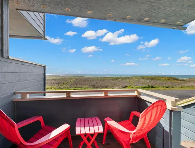 Surf & Sand Lodge hotel detail image 3