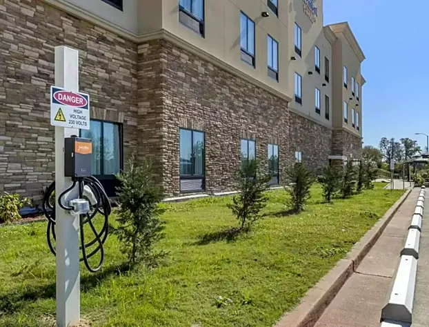 Comfort Suites hotel detail image 3