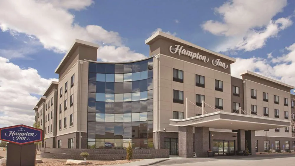 Hampton Inn Kearney hotel hero