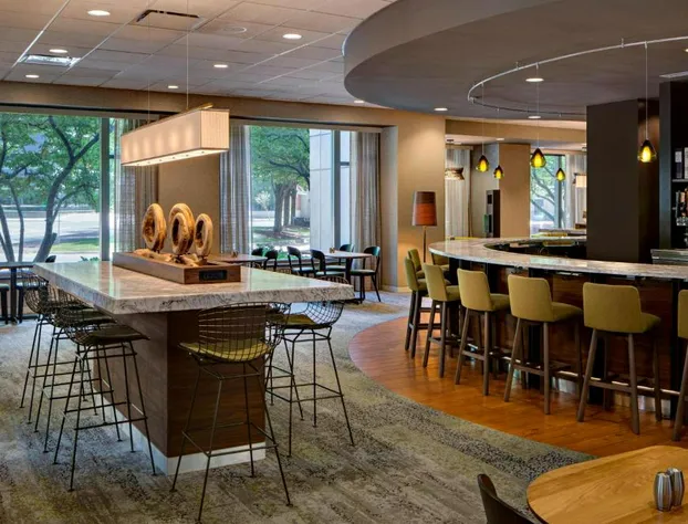 Courtyard by Marriott Downtown Grand Rapids hotel detail image 1
