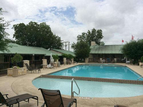 Travelodge Inn &Suites by Wyndham San Antonio Arpt hotel detail image 1