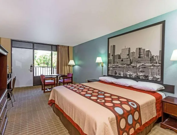 Super 8 by Wyndham Jessup/Baltimore Area hotel detail image 3