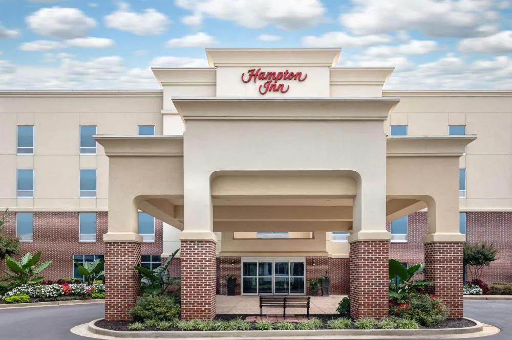Hampton Inn Atlanta McDonough hotel hero