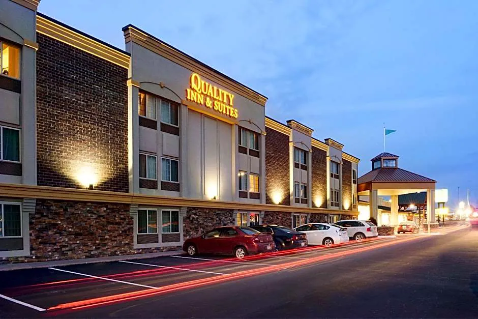 Quality Inn & Suites Ames Conference Center Near ISU Campus hotel hero