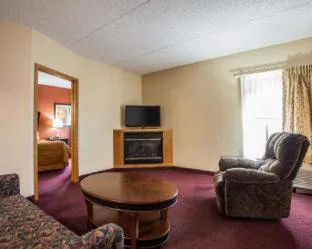 Quality Inn & Suites Ames Conference Center Near ISU Campus hotel detail image 1