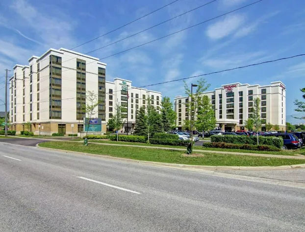 Homewood Suites by Hilton Toronto Airport Corporate Centre hotel detail image 1