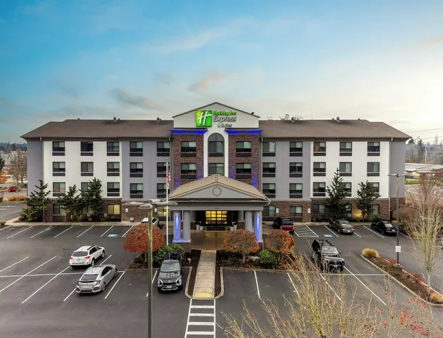 Holiday Inn Express Hotel & Suites Vancouver Mall by IHG hotel detail image 1