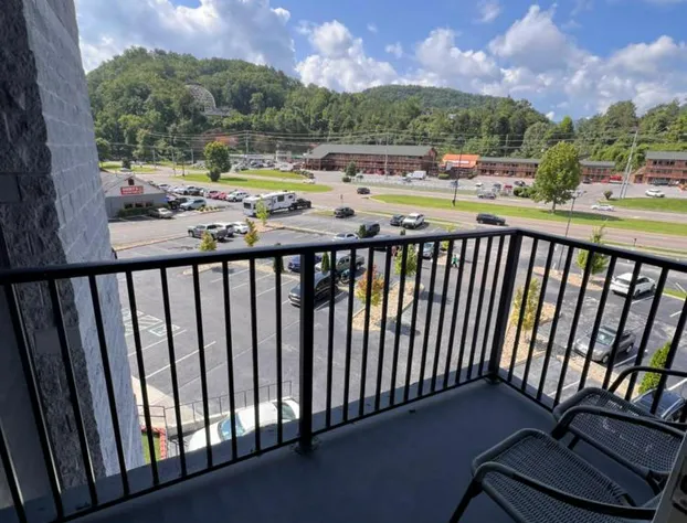 Country Inn & Suites by Radisson, Pigeon Forge South, TN hotel detail image 3