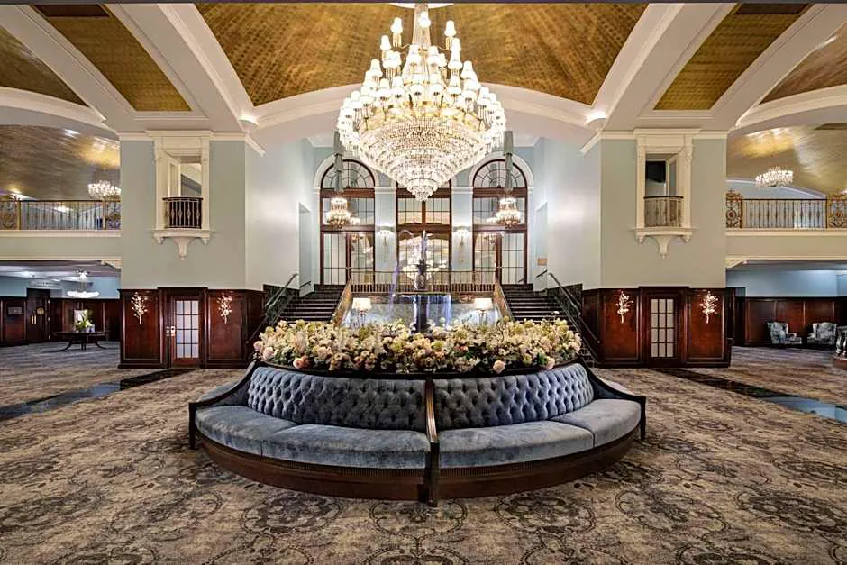 Amway Grand Plaza, Curio Collection by Hilton hotel hero