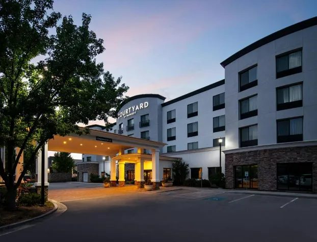 Courtyard by Marriott Boise West Meridian hotel detail image 1