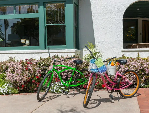 1906 Lodge hotel detail image 2