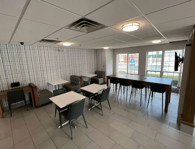 Microtel Inn & Suites By Wyndham Charlotte/Northlake hotel detail image 2