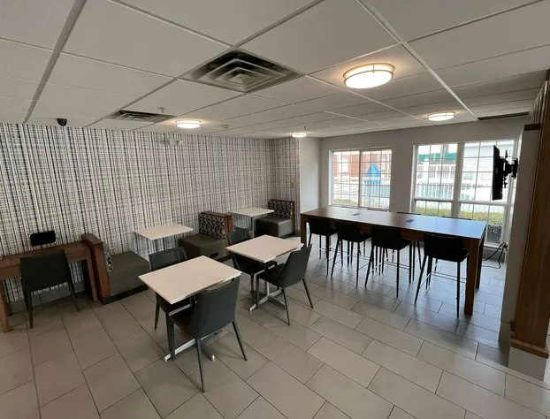 Microtel Inn & Suites by Wyndham Charlotte/Northlake hotel detail image 2