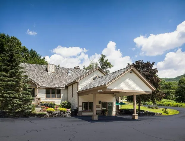 Best Western Inn & Suites Rutland-Killington hotel detail image 3