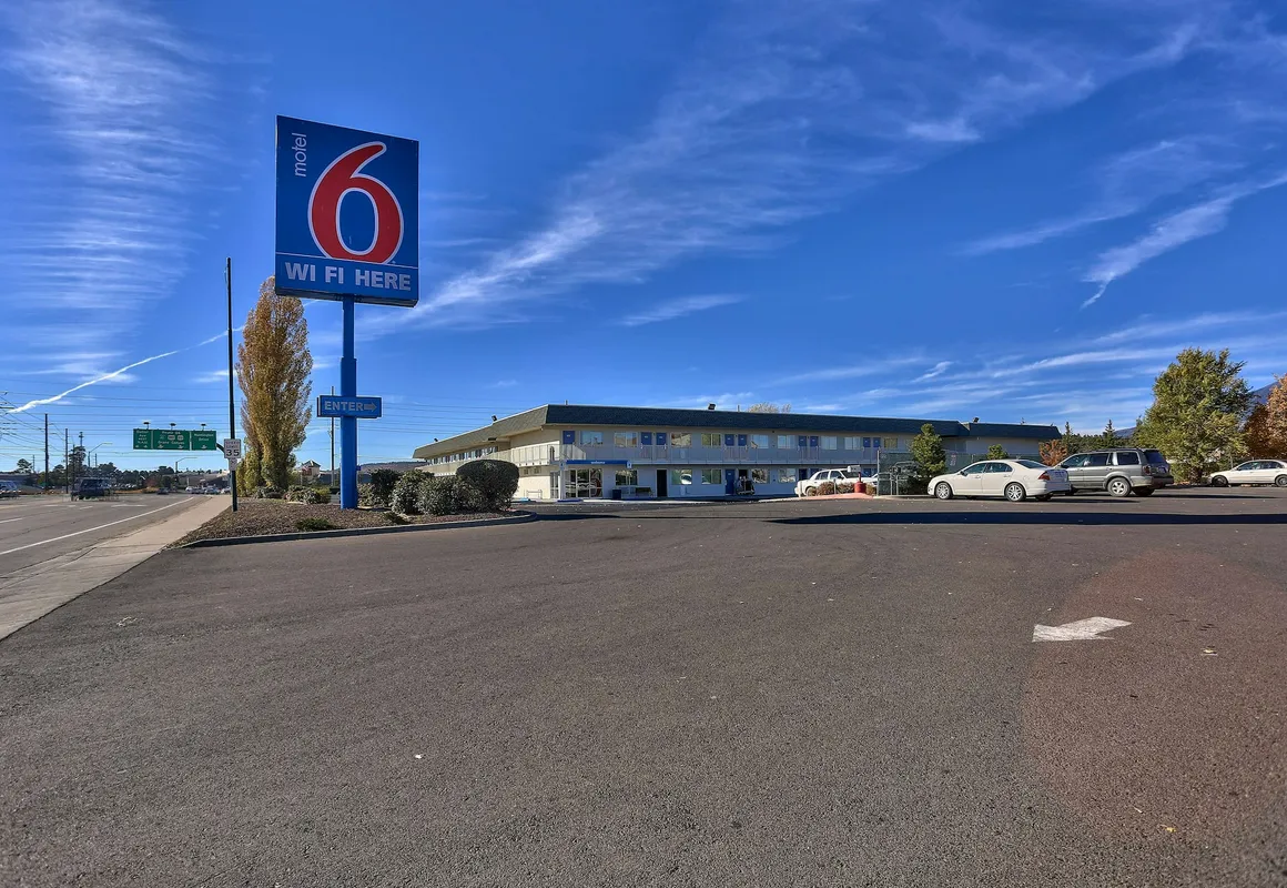 Motel 6 Flagstaff, AZ - Butler hotel hero