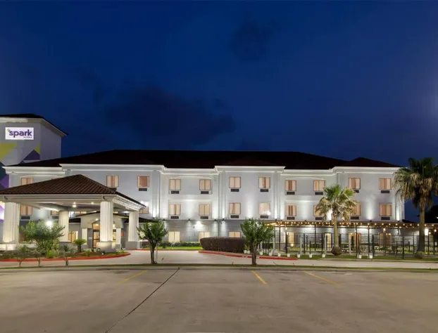 Spark by Hilton Houston Hobby Airport hotel detail image 1