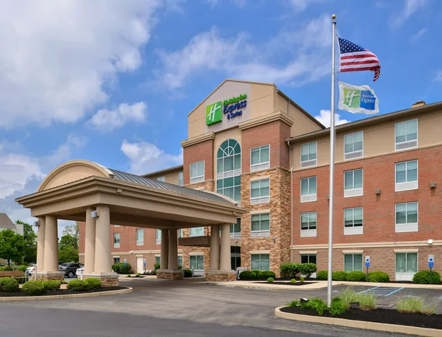 Holiday Inn Express & Suites Cincinnati - Mason by IHG hotel detail image 1