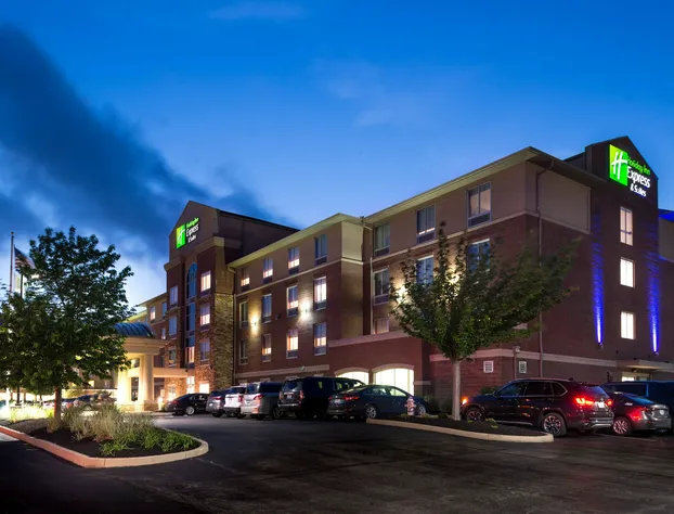 Holiday Inn Express & Suites Cincinnati - Mason by IHG hotel detail image 3