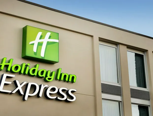Holiday Inn Express Williamsbrg Busch Gardens Area by IHG hotel detail image 1