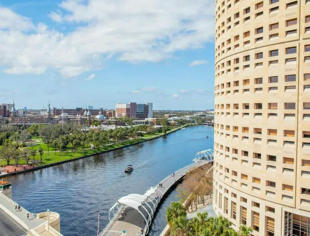 Aloft Tampa Downtown hotel detail image 3