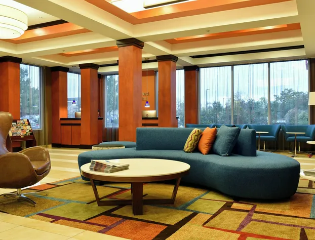 Fairfield Inn & Suites Hartford Airport hotel detail image 4