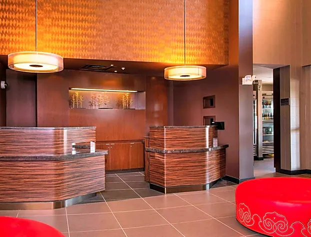 Courtyard by Marriott Dulles Town Center hotel detail image 1