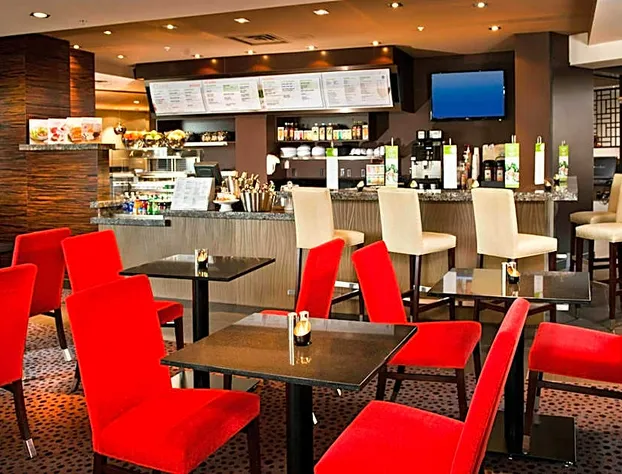 Courtyard by Marriott Dulles Town Center hotel detail image 4