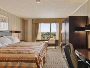 Ramada by Wyndham Augusta Downtown Hotel & Conference Center hotel detail image 2