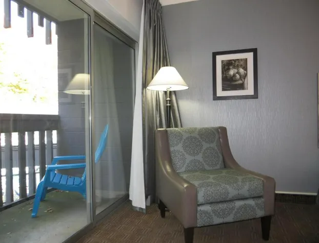 Toronto Don Valley Hotel and Suites hotel detail image 2