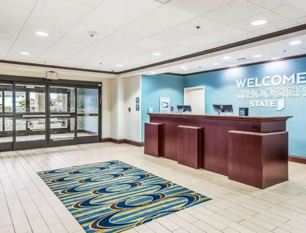 Hampton Inn Greenfield hotel detail image 3