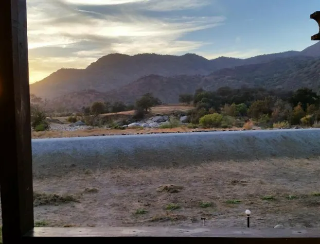 Western Holiday Lodge Three Rivers hotel detail image 3