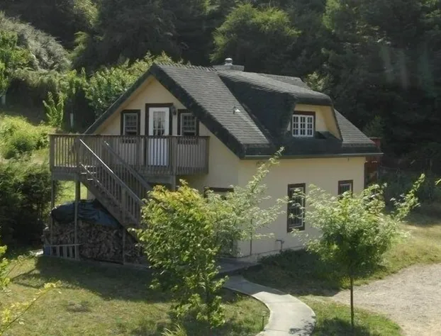 Ye Olde Danish Inn hotel detail image 3