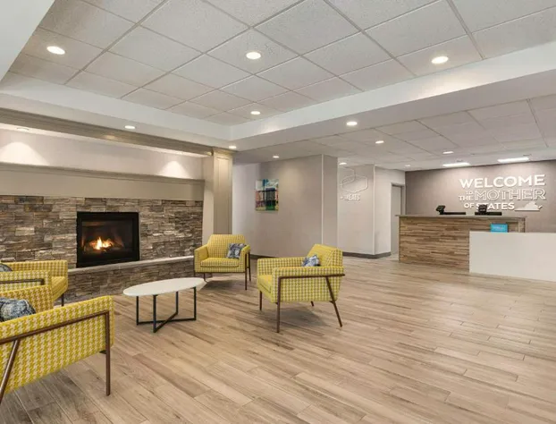 Hampton Inn Waynesboro/Stuarts Draft hotel detail image 4