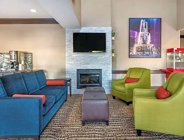 Comfort Inn & Suites hotel detail image 3