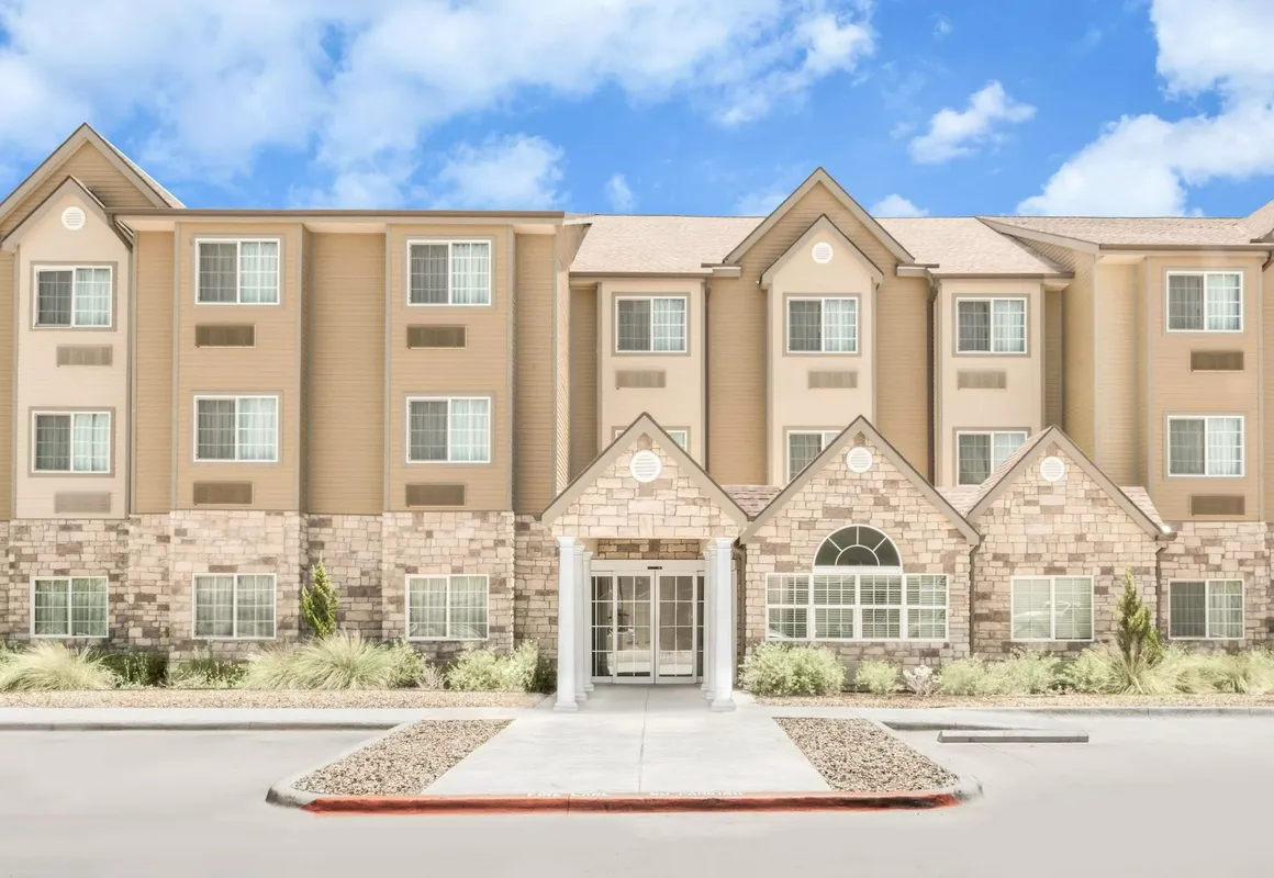 Microtel Inn & Suites By Wyndham Midland hotel hero